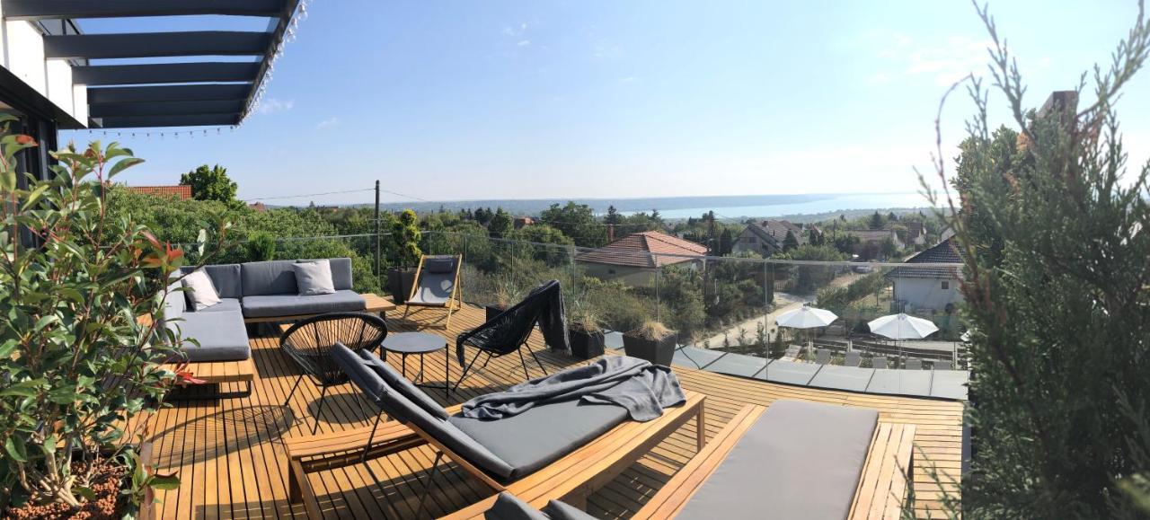 Skyline Resort Balatonalmádi Exteriör bild